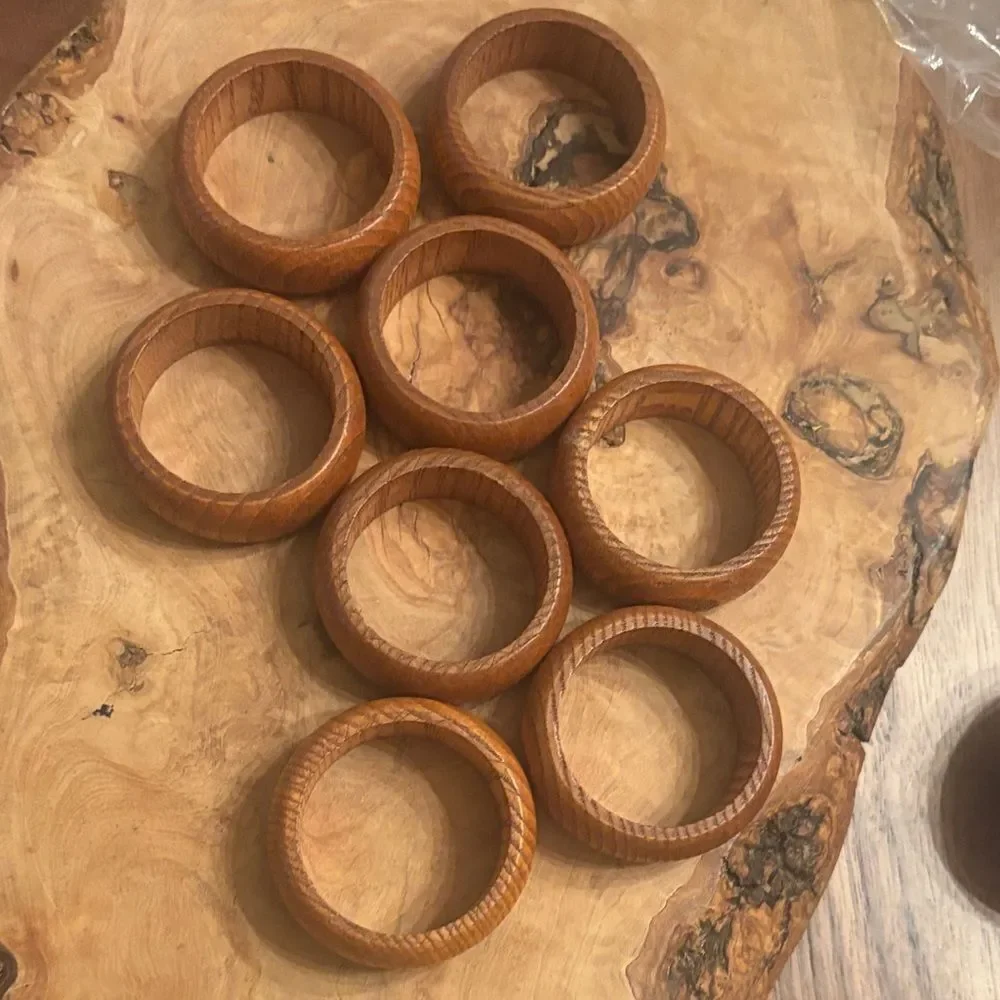 Set of 8 Wooden Napkin Rings